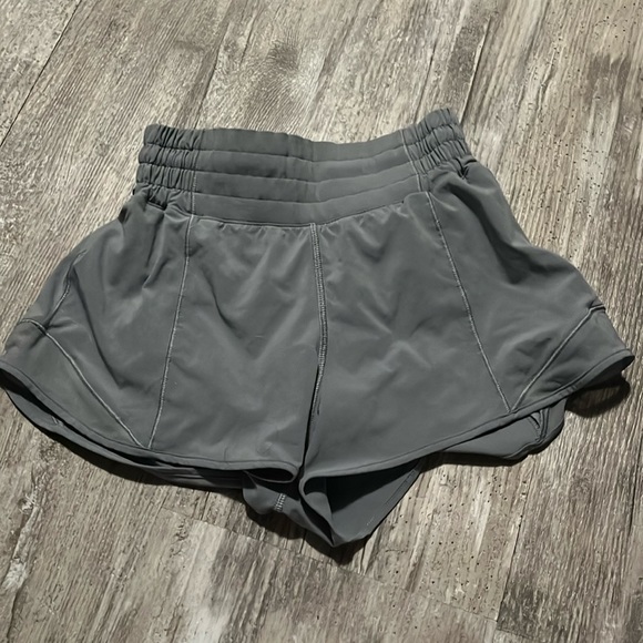 lululemon athletica Pants - High rise Lululemon hottie hot shorts. 2.5 inch inseam
